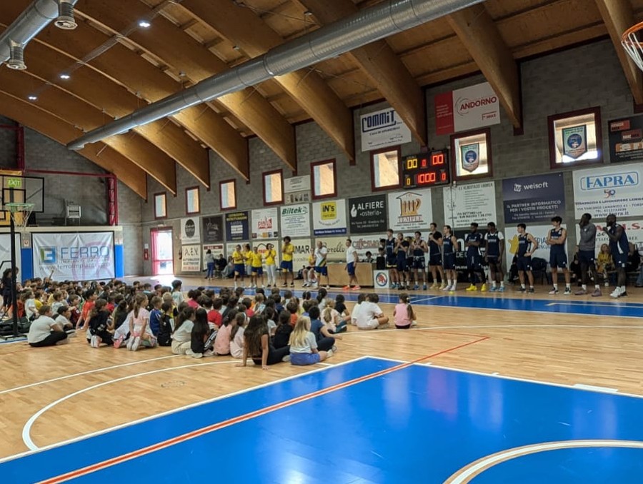 Reale Mutua Basket Torino lancia il progetto “A canestro in salute” con le scuole del territorio