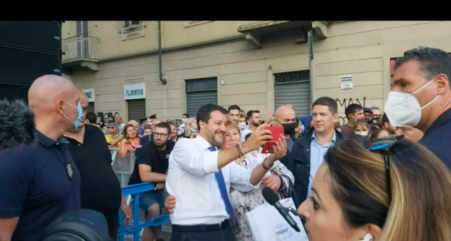 Salvini a Torino: &quot;La Lega è con le periferie&quot;