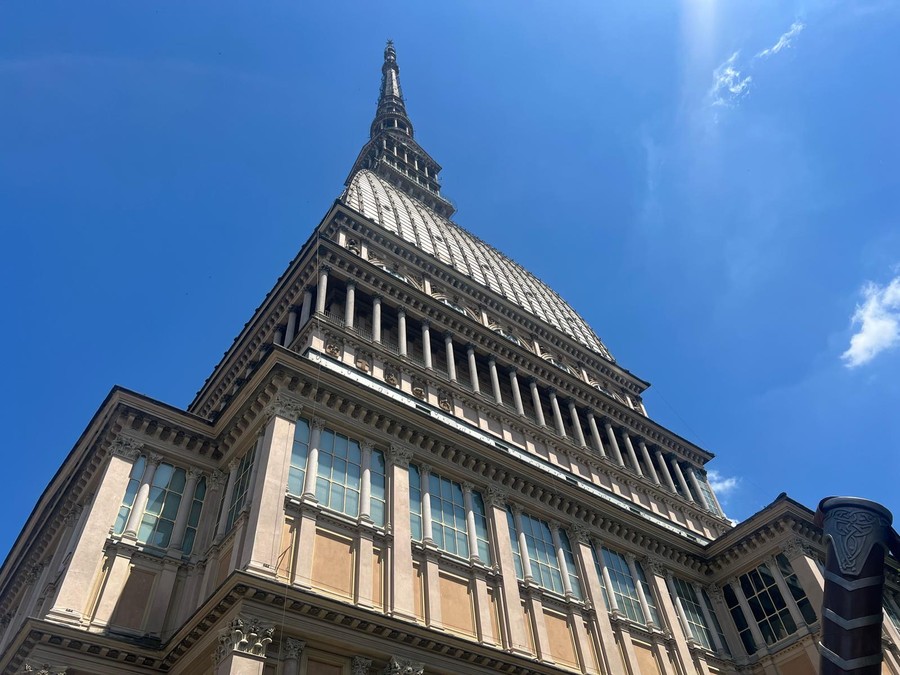 Capodanno 2024 a Torino, misure di sicurezza e modalità di accesso in piazza Castello