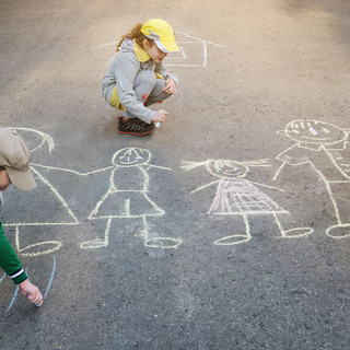 L'ultimo sabato di maggio i bambini piemontesi giocano all'aperto: movimento e (finalmente) socializzazione